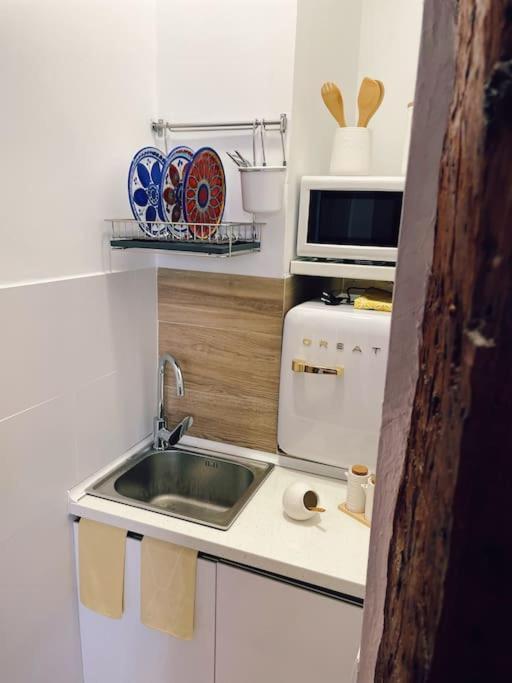 Apartamento Opera Suite Carmen Palacio Real Luxury Studio マドリード エクステリア 写真